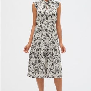 Banana Republic Floral Sleeveless Ruffle Tie Neck Midi Dress - 12